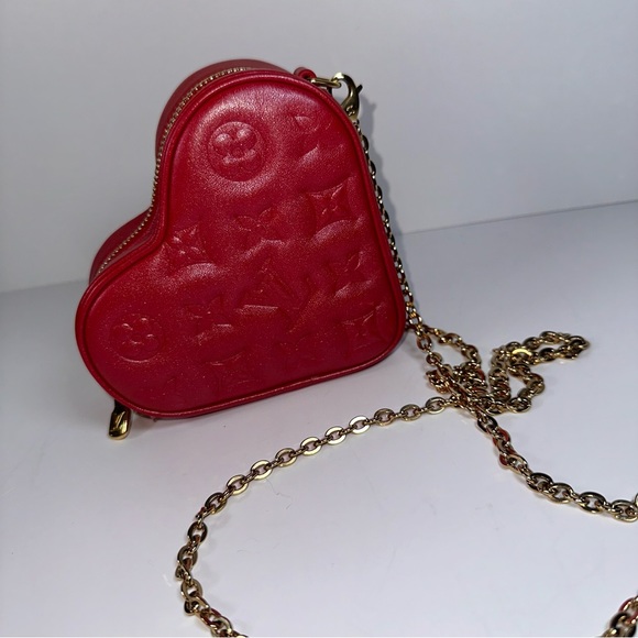 Louis Vuitton Lambskin Embossed Monogram Fall In Love Sac Coeur Heart bag - Picture 7 of 16